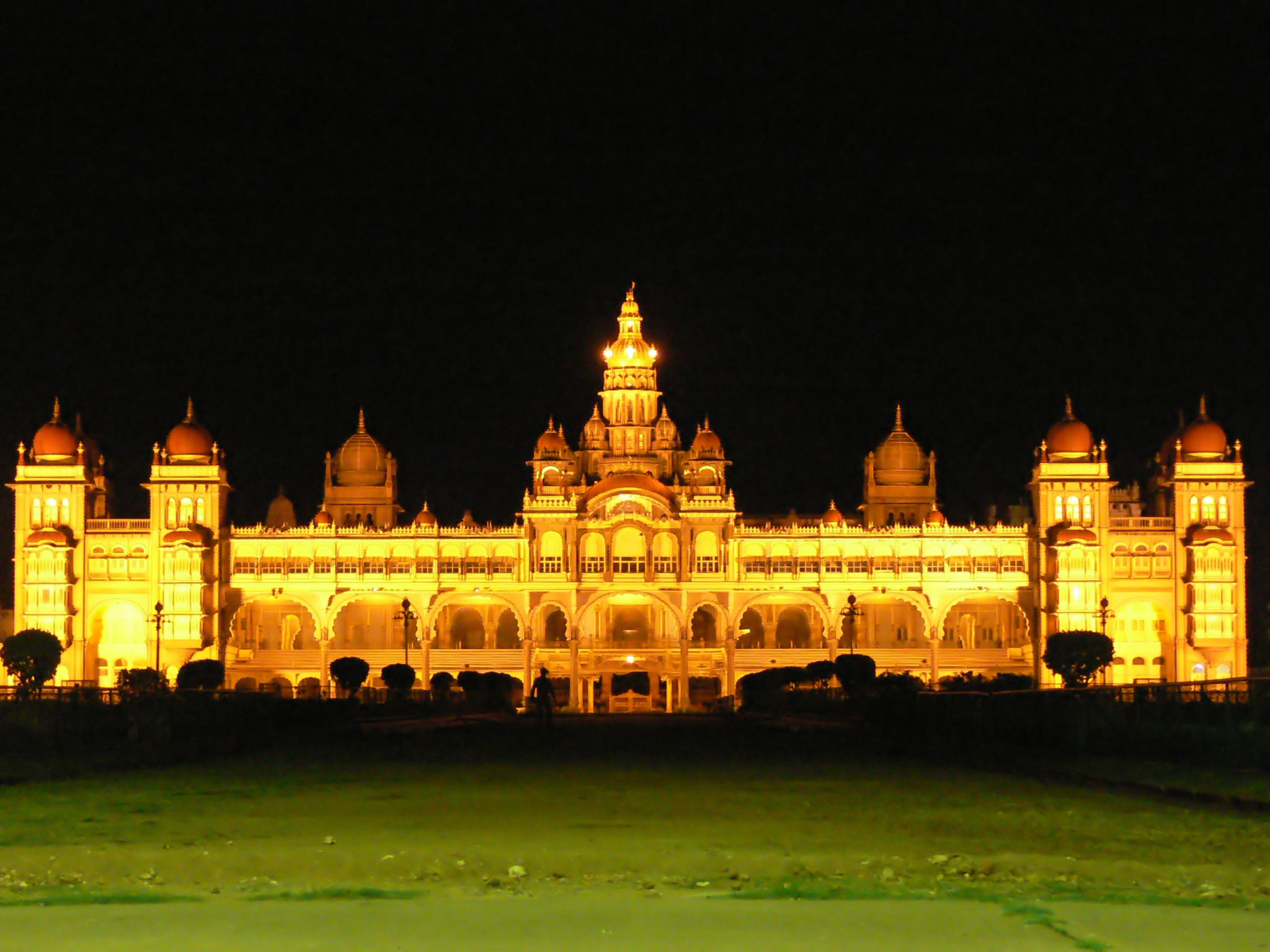 mysore tourist places at night